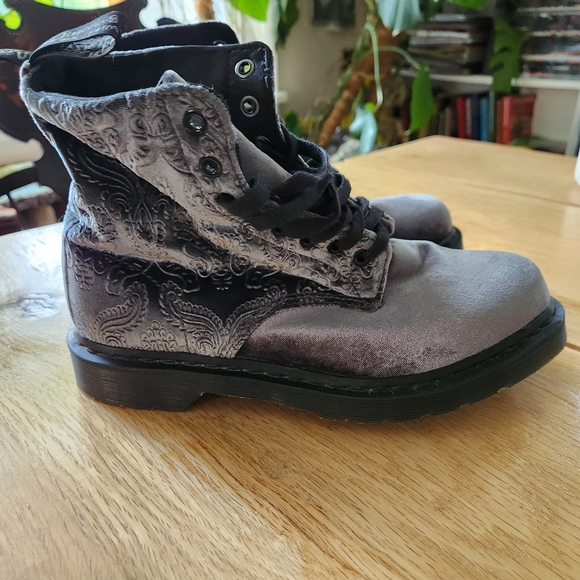 Dr Martens Brocade Grey Velvet Paisley Womens Boots Size 9 Combat Doc Martens - Picture 4 of 11